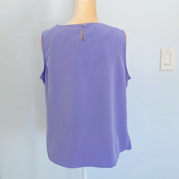 Notations Large Sleeveless Blouse - Picture 2 of 6